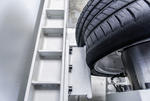 MAKRA AZN Multiaxiale Räderprüfung Alpine Metal Tech