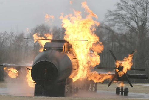 AMT Simulation Militärflugzeug Simulator Alpine Metal Tech