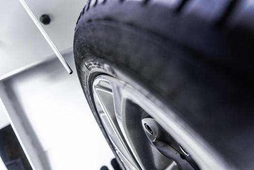 MAKRA AZN Multiaxiale Räderprüfung Alpine Metal Tech MAKRA AZN Multiaxiale Räderprüfung Alpine Metal Tech