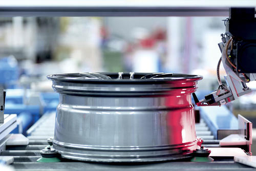 DHS - Sealing plug handling system | Alpine Metal Tech | Automotive | MAKRA DHS - Dichtstopfen-Handlingsystem | Alpine Metal Tech | Automotive | MAKRA