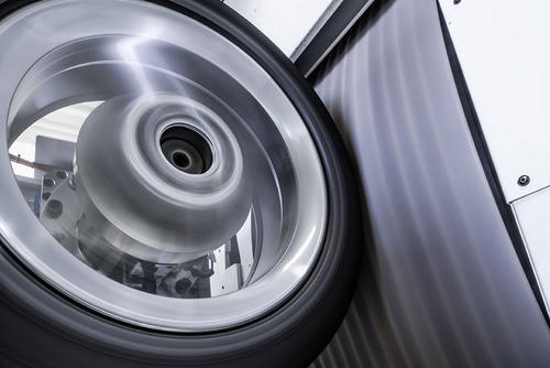 MAKRA AZN Multiaxiale Räderprüfung Alpine Metal Tech