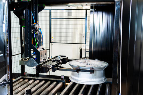 ABV300 - 在线钻浇口机