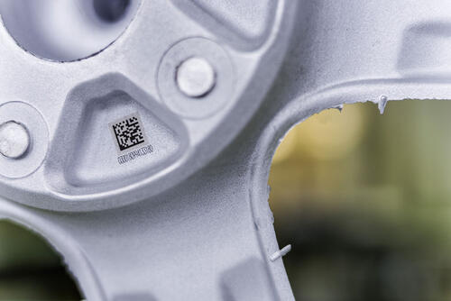 CAM220 DMC reading system | Alpine Metal Tech | Automotive | NUMTEC CAM220 DMC reading system