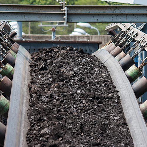 Schüttgut auf AMAKON Förderanlage