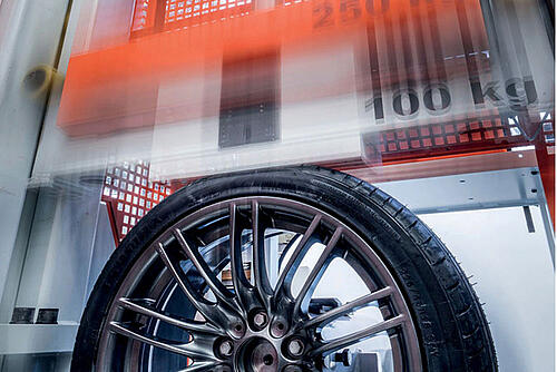 ITB - Impact Test | Alpine Metal Tech | Automotive | MAKRA ITB - Impact-Prüfung | Alpine Metal Tech | Automotive | MAKRA