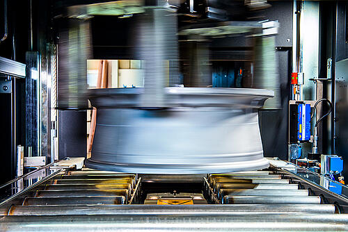 MARK410 - DMC-Lasermarkierung | Alpine Metal Tech | Automotive | NUMTEC