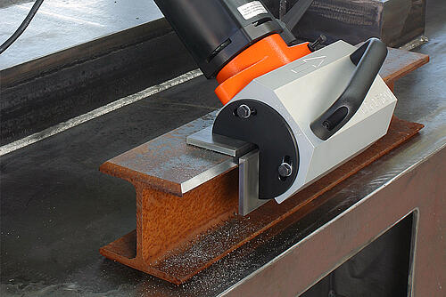 KEG 152 V | Alpine Metal Tech | Automotive | MAKRA | Edge Deburring Devices