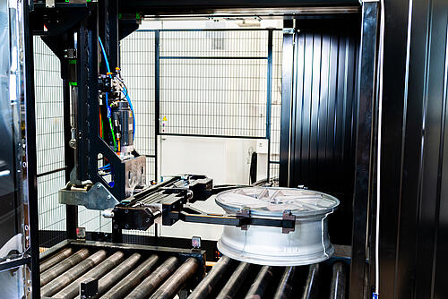 ABV300 Inline sprue drilling machine | NUMTEC | Automotive | Alpine Metal Tech