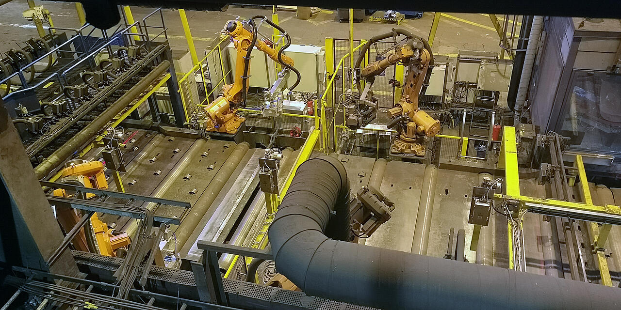 [Translate to Englisch:] Plate Marking Robot for Steel Industry