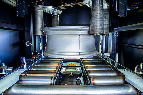 MARK410 - DMC-Lasermarkierung | Alpine Metal Tech | Automotive | NUMTEC