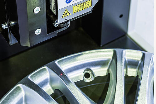 Numtec MD30 - Manual distortion measurement Alpine Metal Tech Numtec MD30 - Manuelle Verzugsmessung Alpine Metal Tech
