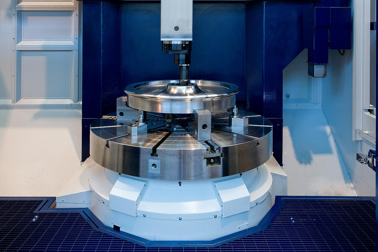 INERMATO CNC railway wheel INTERMATO CNC Maschine für Zugrad